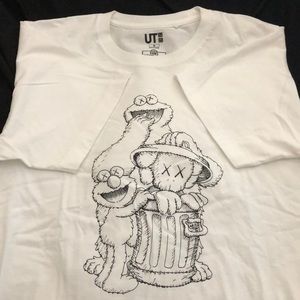 Kaws x Sesame Street Uniqlo T-Shirt